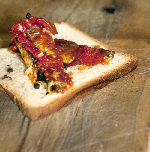 Toast con sardine Angelo Parodi e aggiornamento contest
