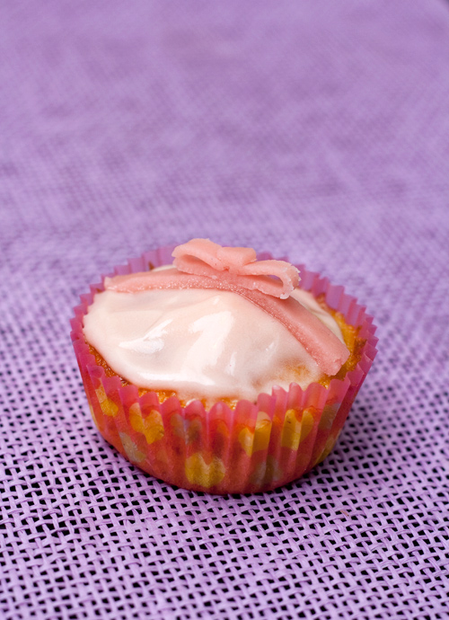 Pink cupcakes con pere e mandorle