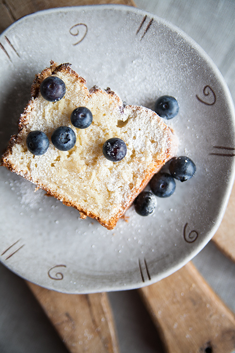 Blueberry and yoghurt loaf – Plumcake con lamponi e yogurt