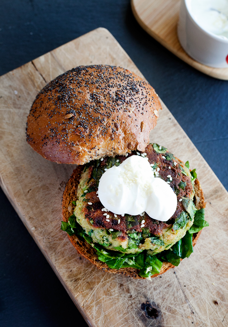 Hamburger home-made di sgombro e spinaci